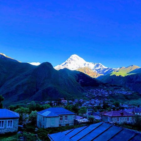 Lia Khaikashvili Guest House Kazbegi Bagian luar foto
