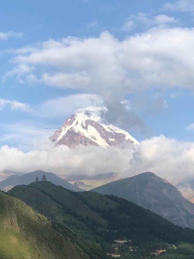 Lia Khaikashvili Guest House Kazbegi Bagian luar foto