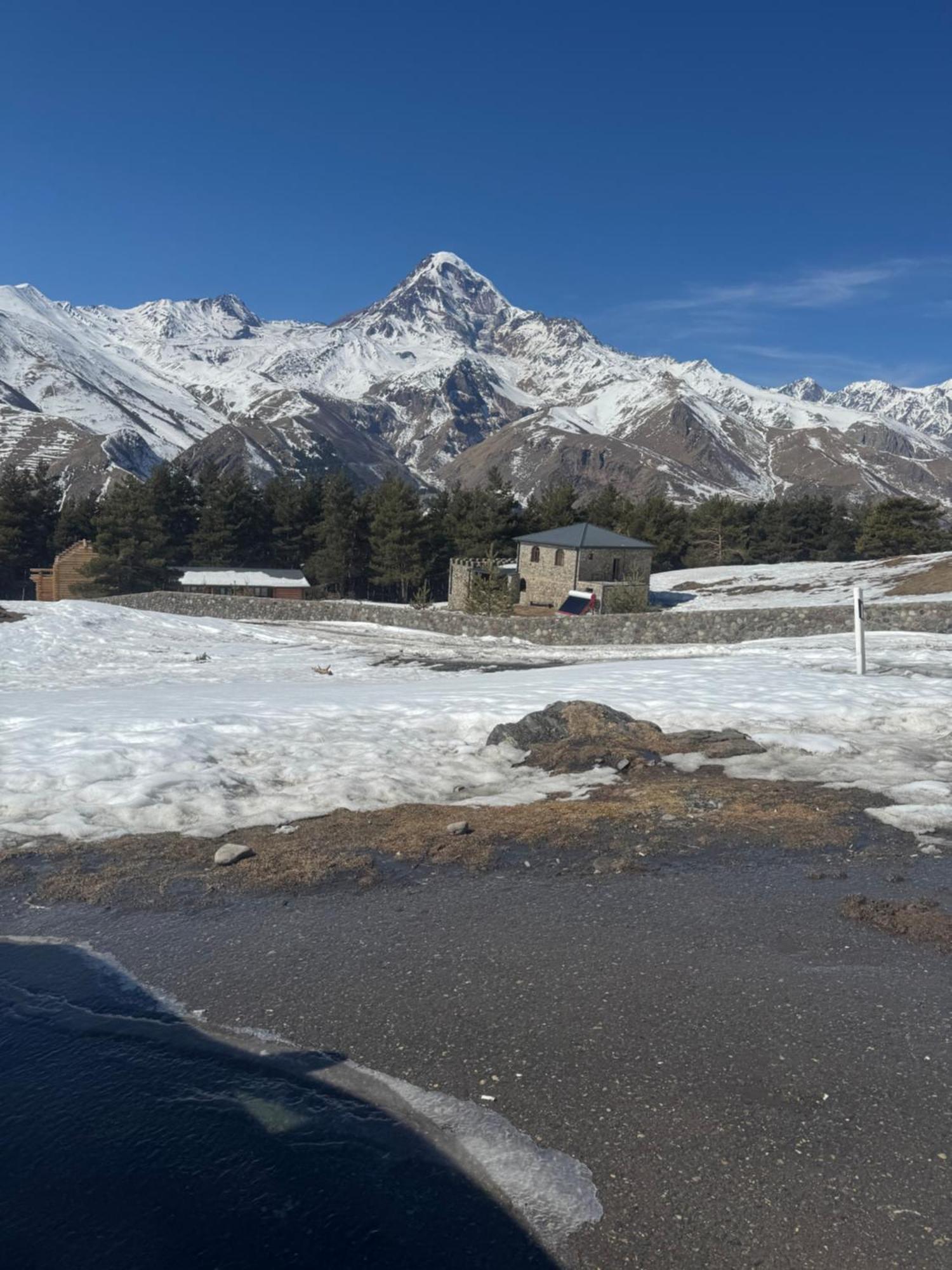 Lia Khaikashvili Guest House Kazbegi Bagian luar foto