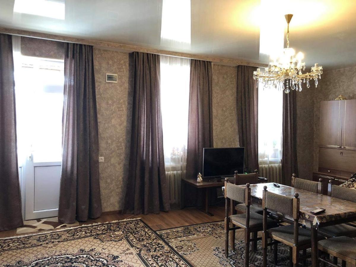Lia Khaikashvili Guest House Kazbegi Bagian luar foto