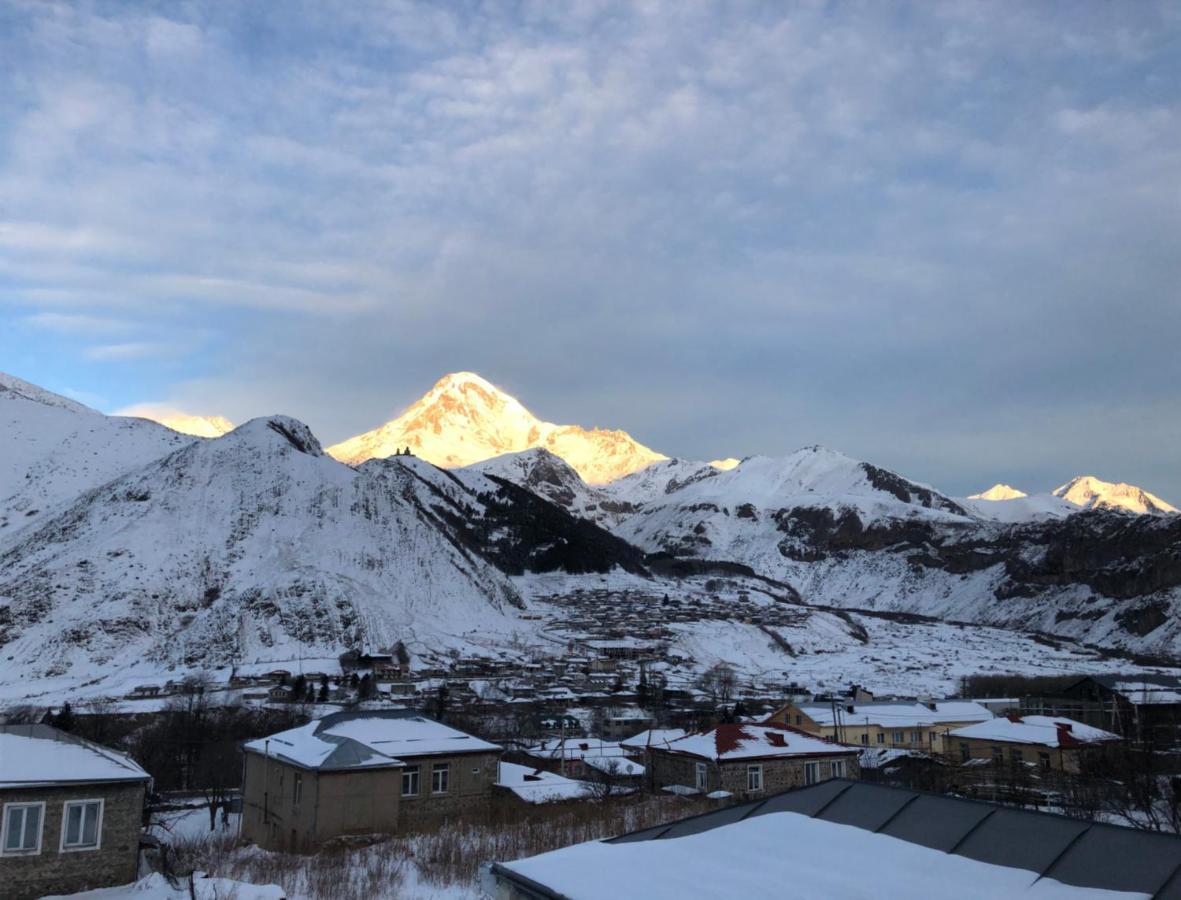 Lia Khaikashvili Guest House Kazbegi Bagian luar foto